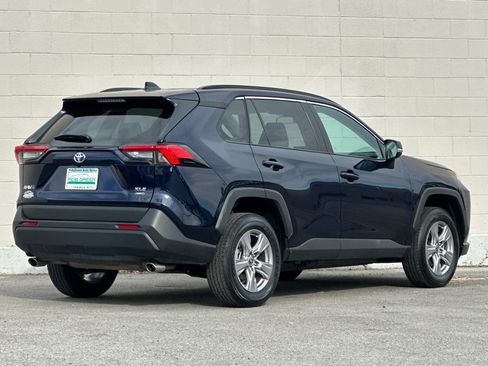 Used 2025 Toyota RAV4 XLE AWD/4WD image 3