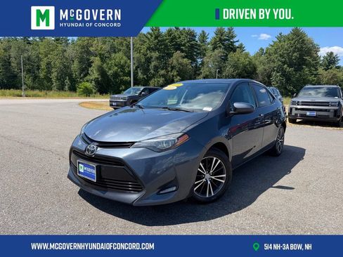 Used 2019 Toyota Corolla LE w/ LE Premium Package w/Moonroof FWD image 1