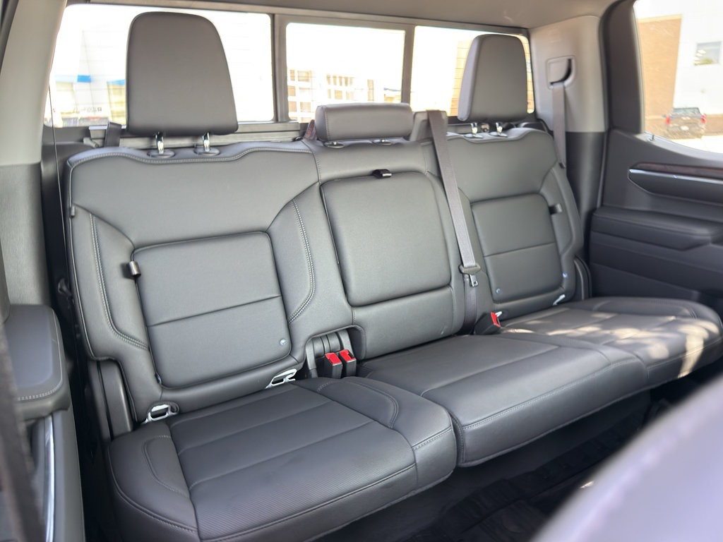 Used 2024 GMC Sierra 1500 SLT w/ SLT Premium Plus Package AWD/4WD image 48