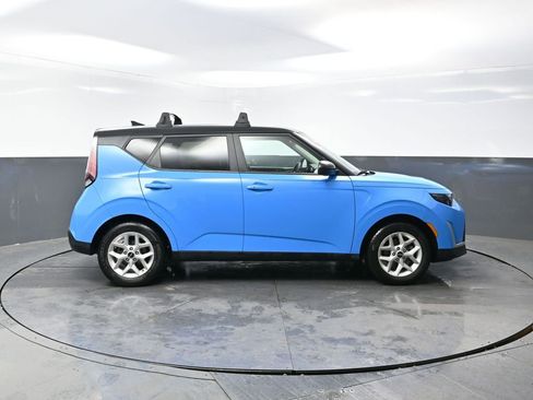 Used 2024 Kia Soul S image 4