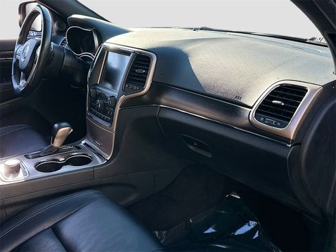 Used 2016 Jeep Grand Cherokee Limited w/ Trailer Tow Group IV image 28