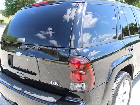 Used 2006 Chevrolet TrailBlazer LT w/ SS Package RWD image 30