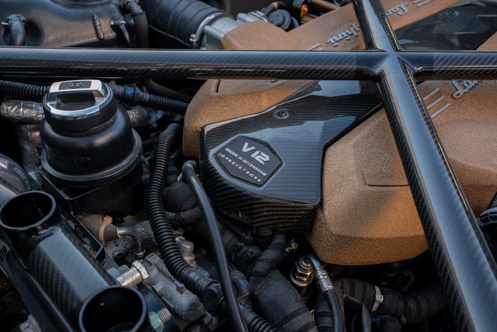 Used 2019 Lamborghini Aventador SVJ AWD/4WD image 68