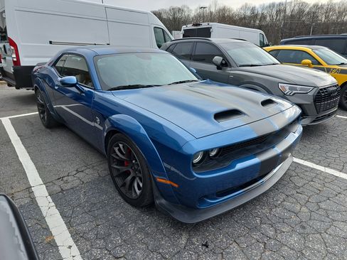Used 2021 Dodge Challenger SRT Hellcat image 1