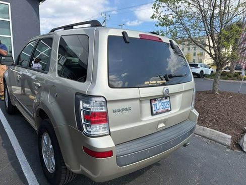 Used 2010 Mercury Mariner 2WD image 2