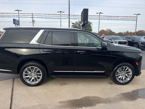 Used 2021 Cadillac Escalade Premium Luxury w/ LPO, Radiant Package image 9