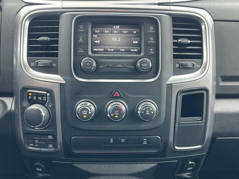 Used 2024 RAM 1500 Warlock AWD/4WD image 11