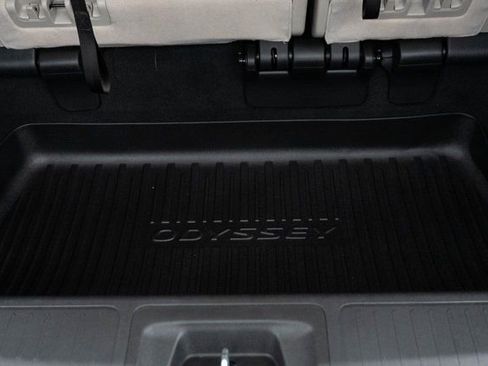 New 2026 Honda Odyssey Touring image 11