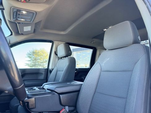 Used 2022 Chevrolet Silverado 2500 LT w/ Convenience Package image 16