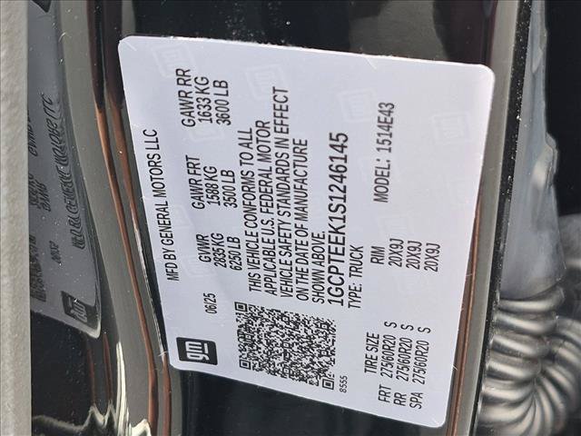 Used 2025 Chevrolet Colorado Trail Boss AWD/4WD image 22