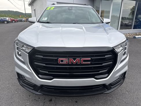 Used 2022 GMC Terrain SLE w/ Driver Convenience Package AWD/4WD image 9