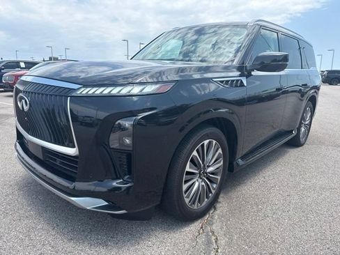 Used 2025 INFINITI QX80 Sensory AWD/4WD image 1