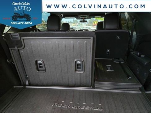 New 2025 Nissan Pathfinder Rock Creek image 17