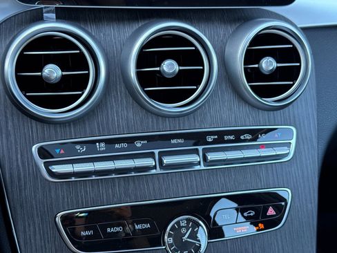 Used 2020 Mercedes-Benz C 300 C 300 image 21