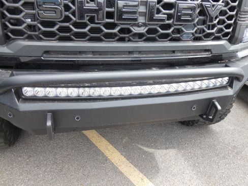 Used 2024 Ford F250 Lariat w/ Lariat Ultimate Package image 10