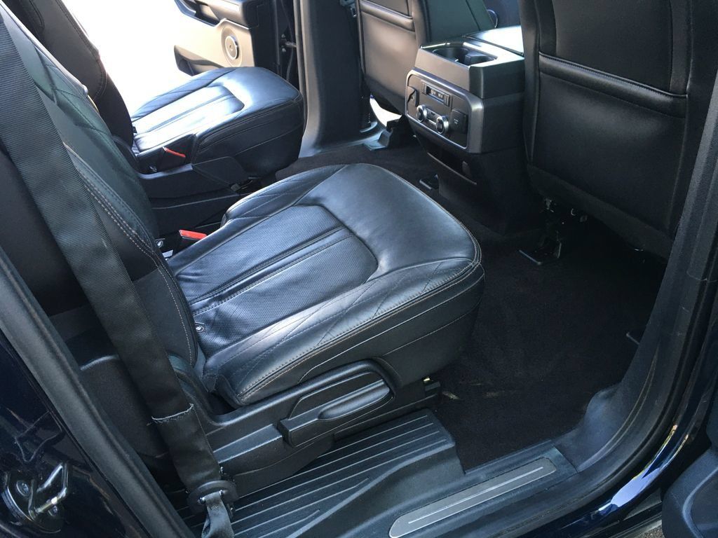 Used 2021 Ford Expedition Max Platinum AWD/4WD image 27