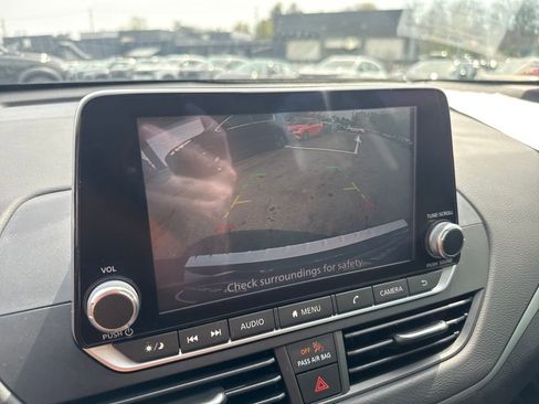 Used 2022 Nissan Altima 2.5 SV image 20