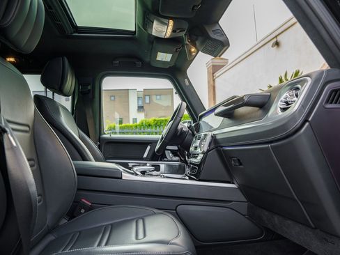 Used 2023 Mercedes-Benz G 550 G 550 image 36