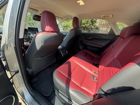 Used 2018 Lexus NX 300 FWD image 12