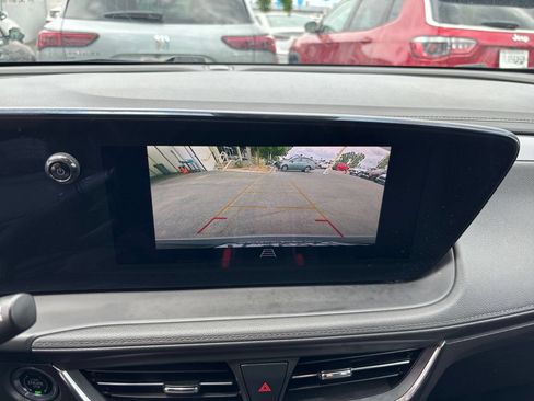 Used 2025 Buick Encore GX Preferred FWD image 21