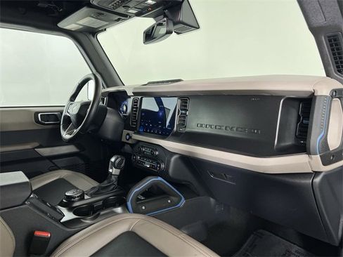 Used 2023 Ford Bronco Wildtrak image 30