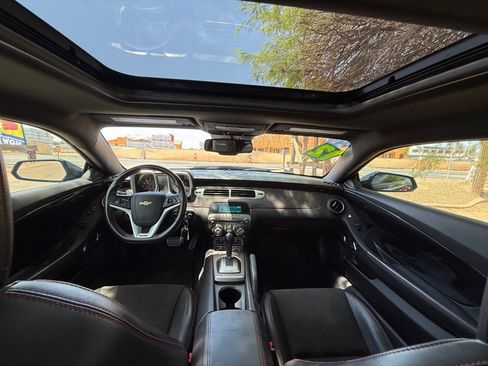 Used 2012 Chevrolet Camaro ZL1 RWD image 18