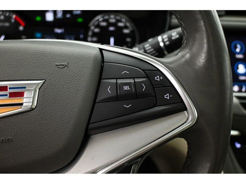Used 2020 Cadillac XT5 Premium Luxury AWD/4WD image 41