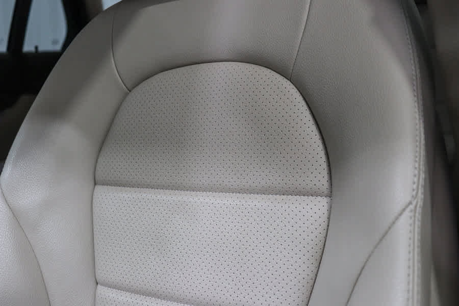 Certified 2022 Mercedes-Benz GLC 300 image 25