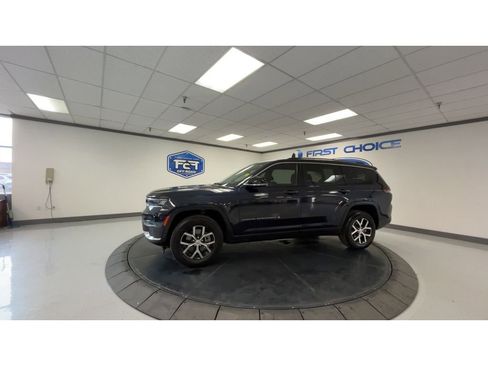 Used 2023 Jeep Grand Cherokee L Limited image 6