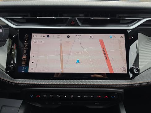 New 2026 Jeep Cherokee Limited image 25