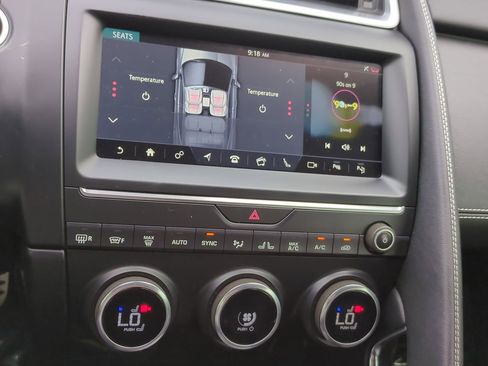 Used 2019 Jaguar E-PACE R-Dynamic HSE image 24