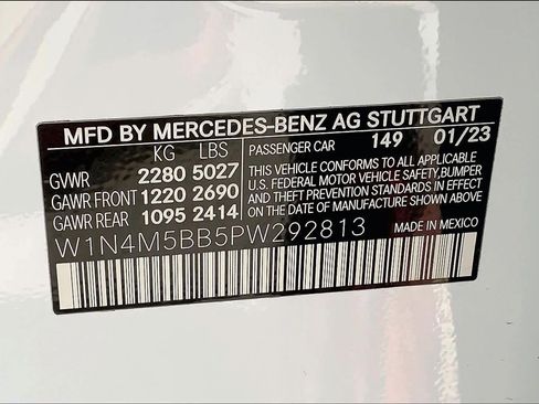Used 2023 Mercedes-Benz GLB 35 AMG 4MATIC image 37