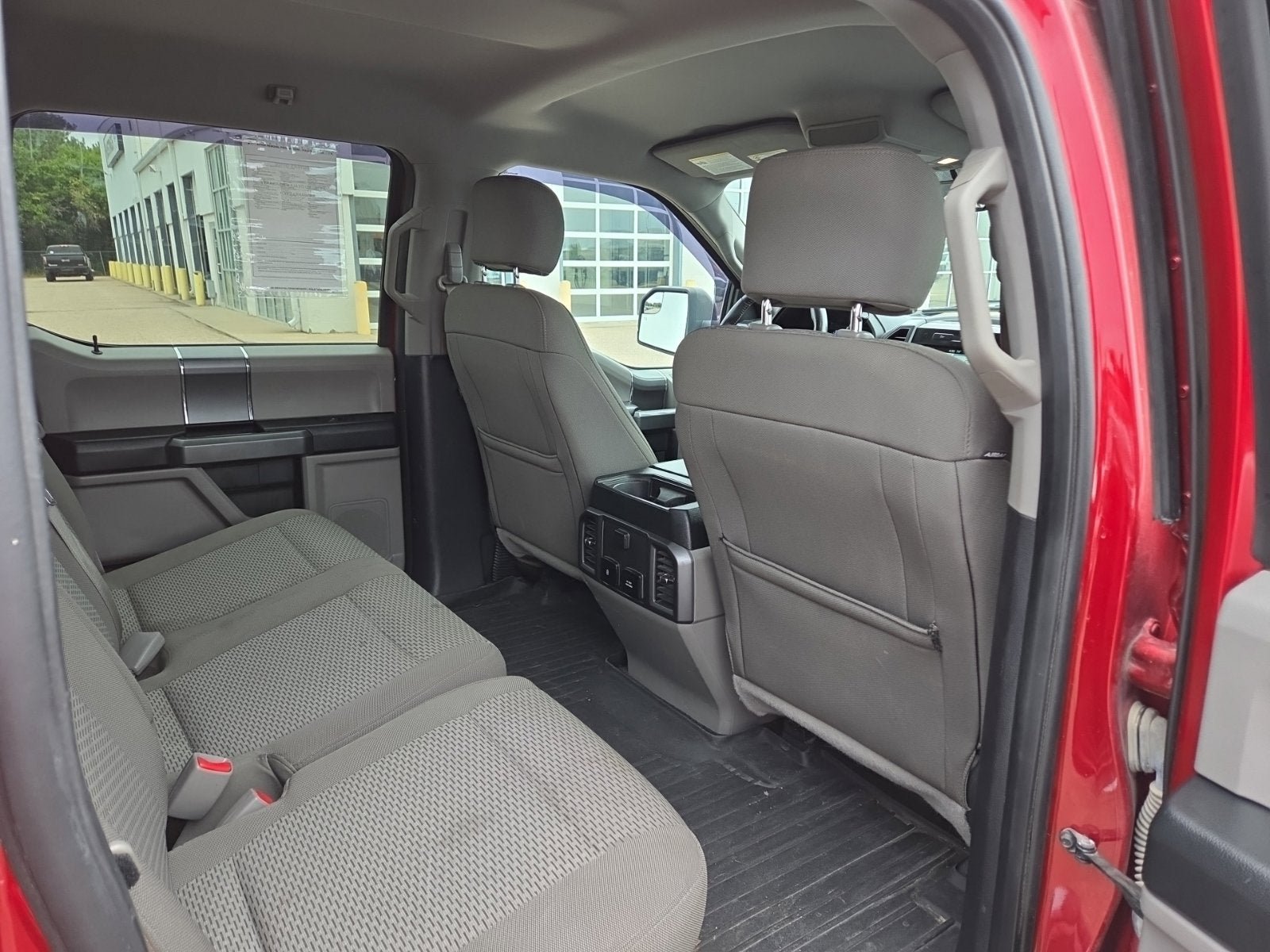 Used 2017 Ford F150 XLT w/ Equipment Group 302A Luxury AWD/4WD image 13