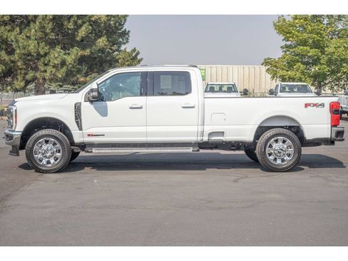 Used 2023 Ford F350 Lariat w/ FX4 Off-Road Package AWD/4WD image 6