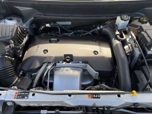 Used 2019 Chevrolet Equinox LT FWD image 17