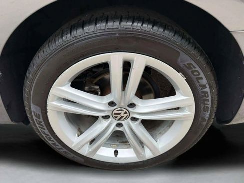 Used 2012 Volkswagen Passat TDI SE image 34