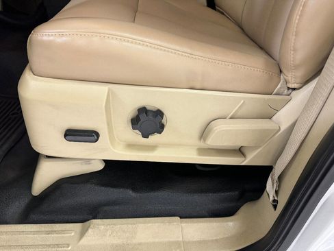 Used 2015 Ford Expedition XL image 90