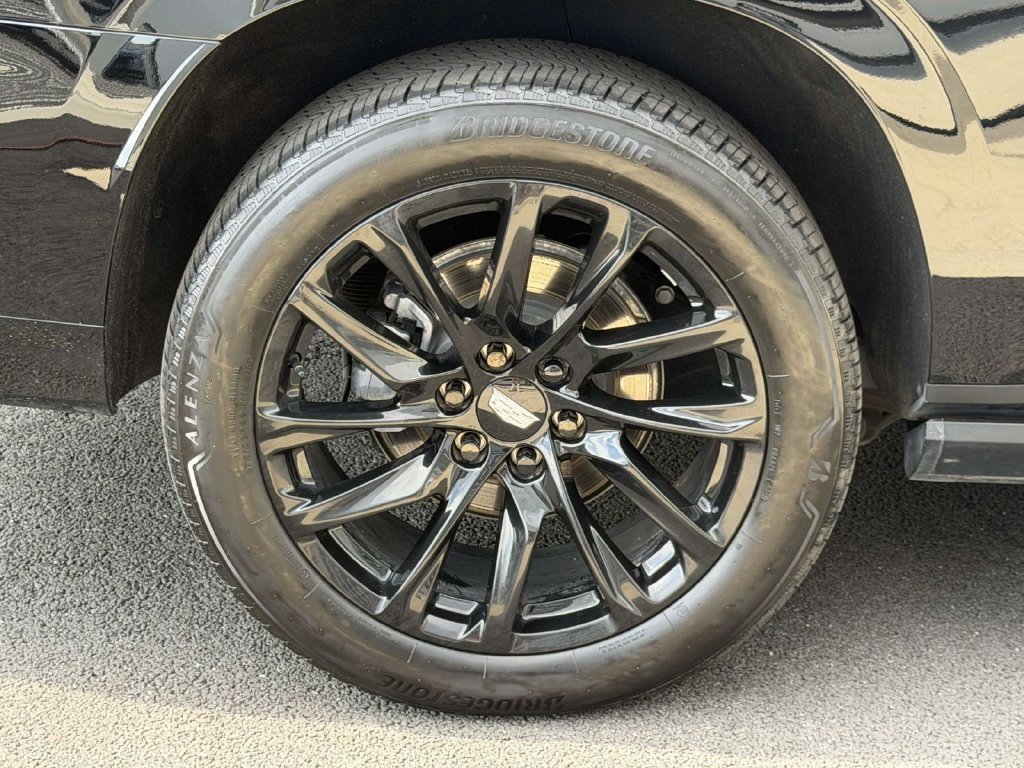 Certified 2025 Cadillac Escalade ESV Premium Luxury w/ Touring Package AWD/4WD image 9