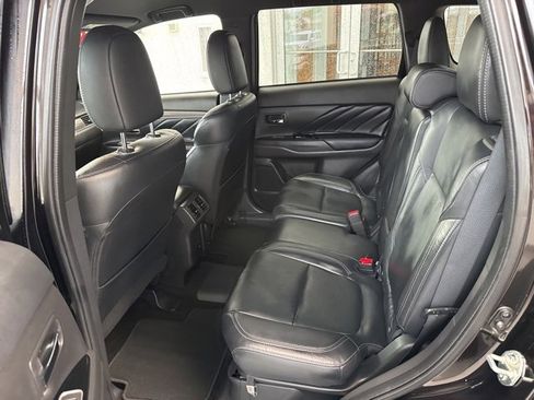 Used 2021 Mitsubishi Outlander SEL image 15