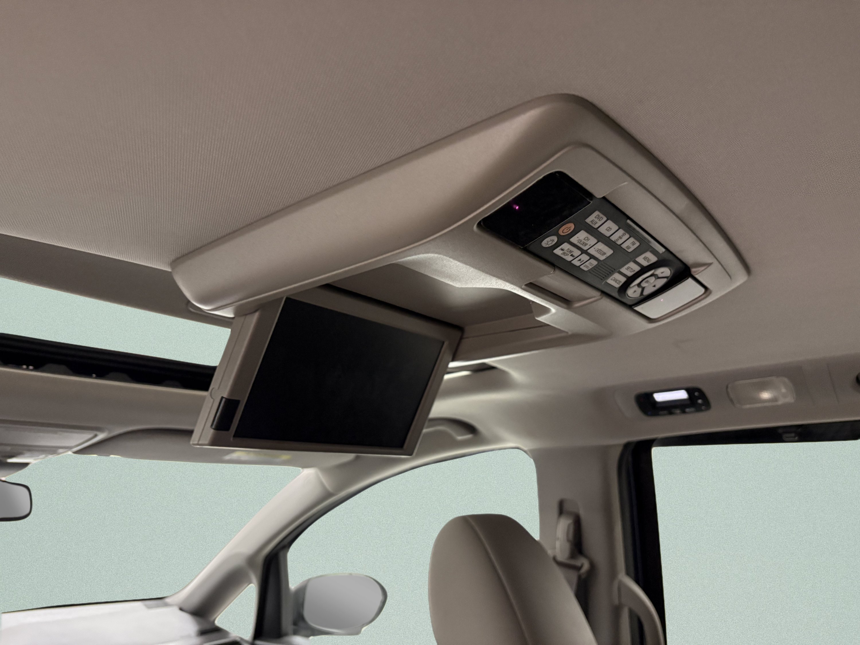 Used 2015 Honda Odyssey EX-L image 17