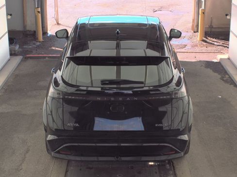 Used 2023 Nissan Ariya FWD image 8