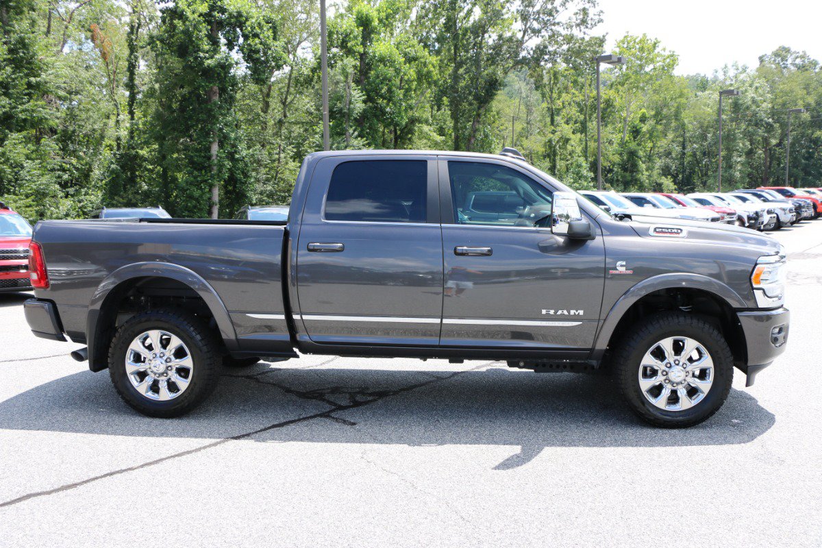 Used 2023 RAM 2500 Limited AWD/4WD image 9