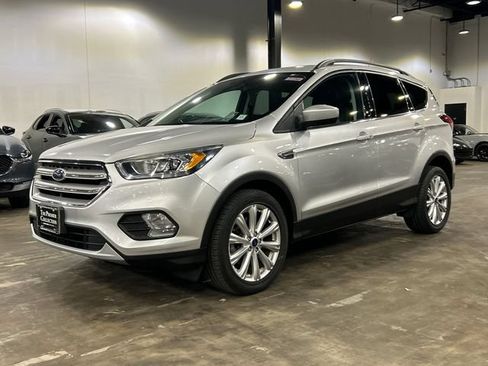 Used 2019 Ford Escape SEL AWD/4WD image 5