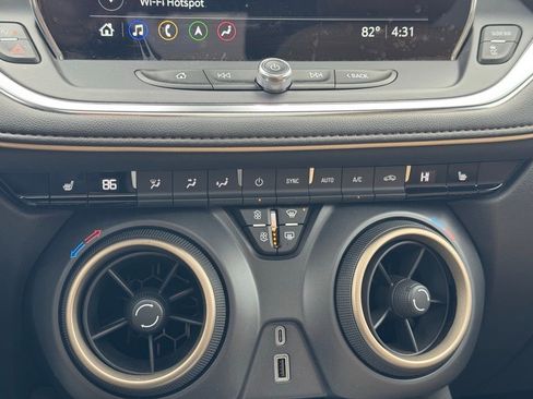 Used 2024 Chevrolet Blazer Premier image 14