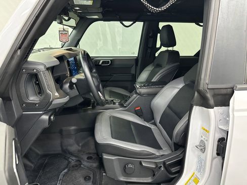 Used 2024 Ford Bronco Big Bend image 9