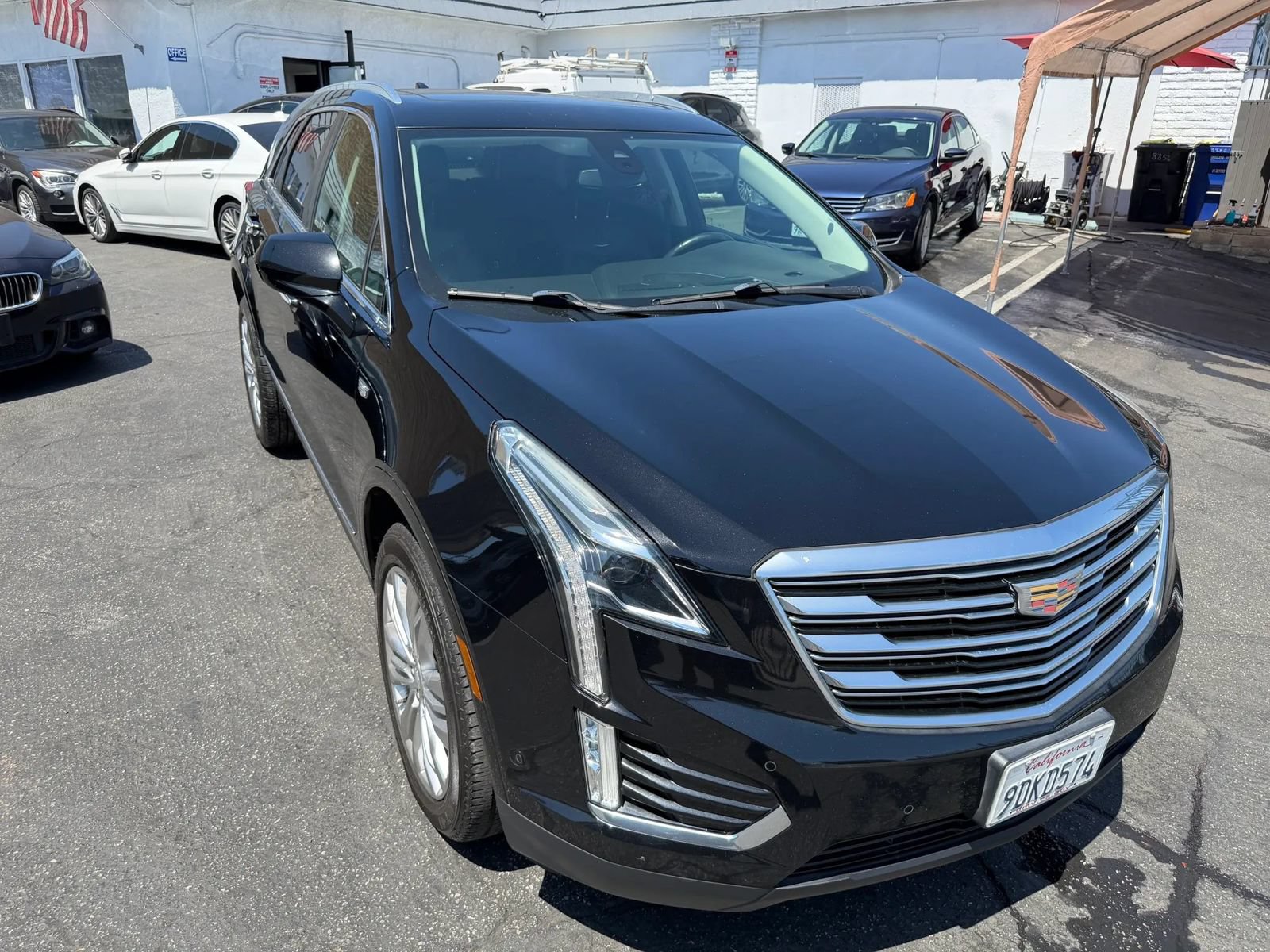 Used 2017 Cadillac XT5 Premium Luxury w/ Driver Assist Package FWD image 11
