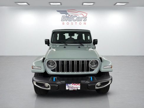 Used 2024 Jeep Wrangler Unlimited Sahara w/ Safety Group image 2