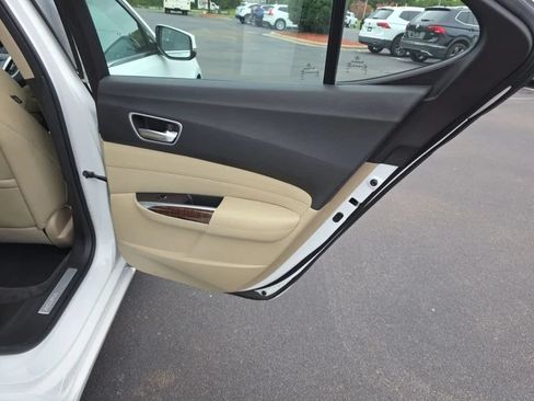 Used 2018 Acura TLX FWD image 43