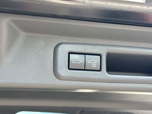 Used 2025 Toyota Sequoia TRD Pro AWD/4WD image 11