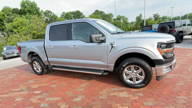 Used 2025 Ford F150 XLT w/ Equipment Group 301A Standard AWD/4WD image 3